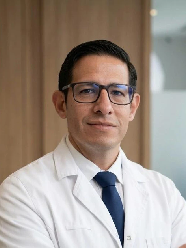 Dr. Jorge Torales